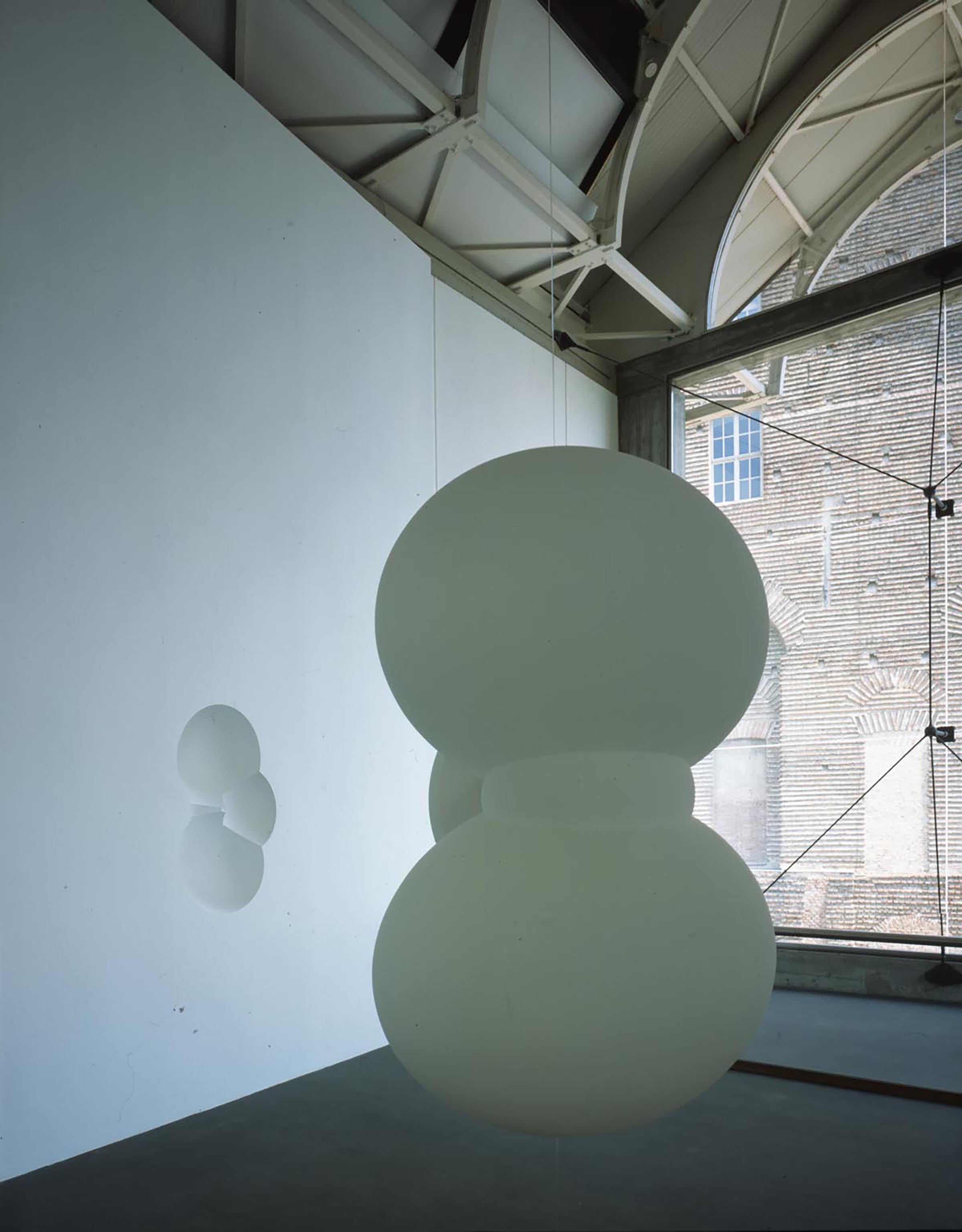 Ricci Albenda, Universe (Benny), 2002, Universe (Benny-Negative), 2002